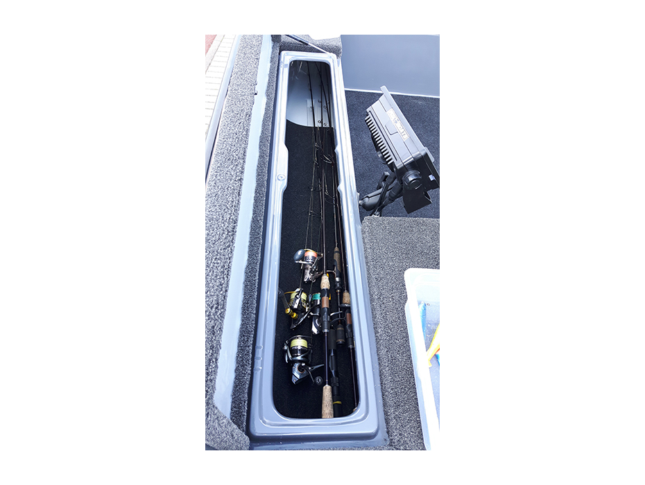RIVERFOX 400 BASS
