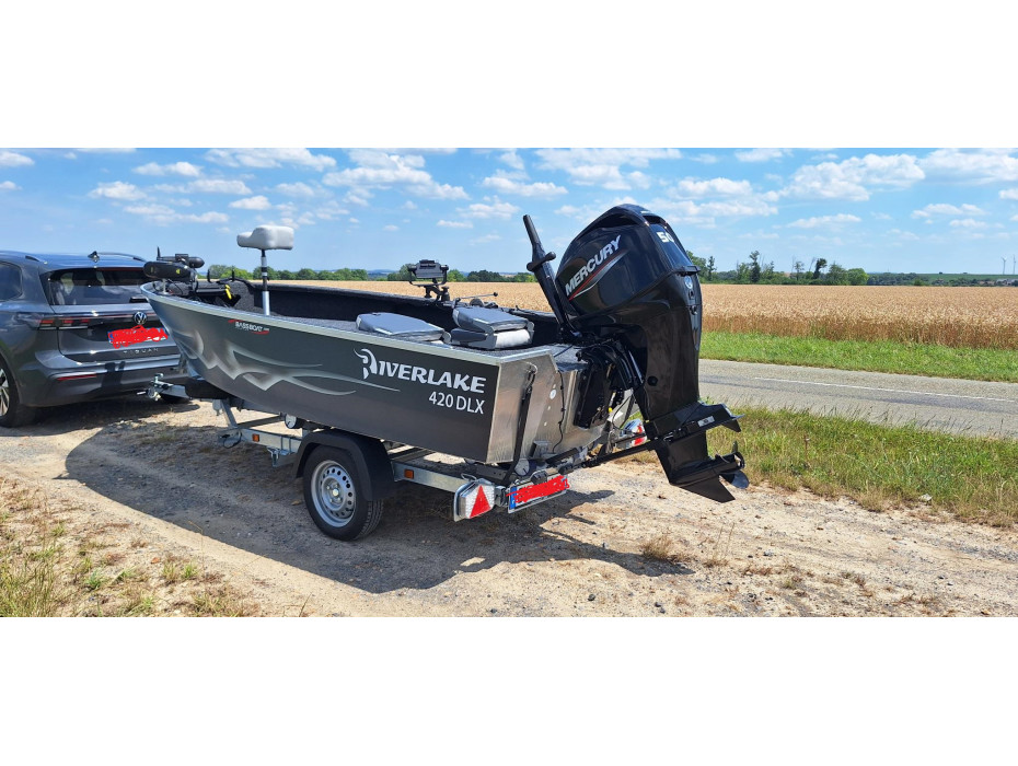RIVERLAKE 420 DLX prêt à naviguer